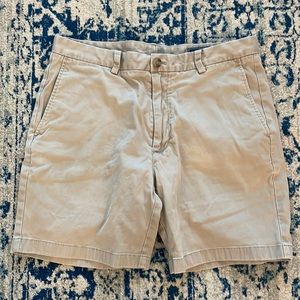 Vineyard Vines Khaki Shorts